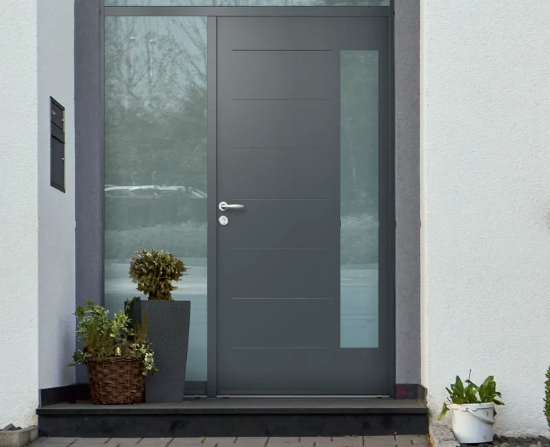 Porte d'entrée sur mesure posée en Isère